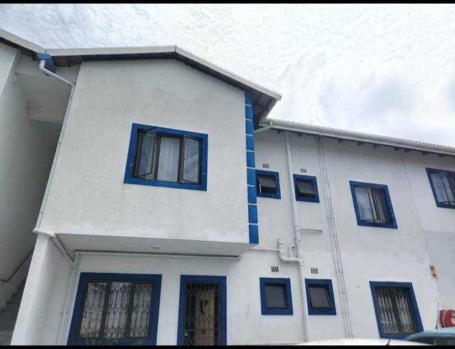 3 BEDROOM APARTMENT FOR SALE IN SUNFORD